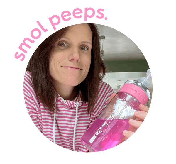 woman holding smol washing up liquid. text: smol peeps